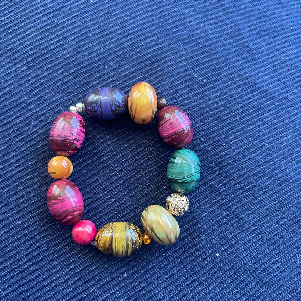 New Hand Made Colorful Beaded  stretch Bracelet